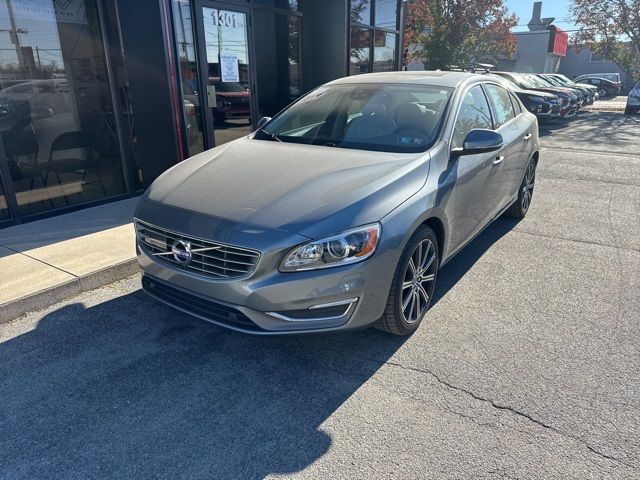 2018 Volvo S60 Inscription Platinum