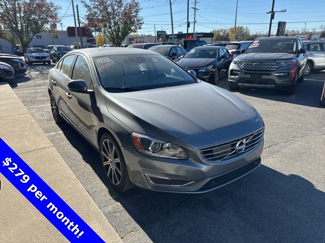 2018 Volvo S60 Inscription Platinum