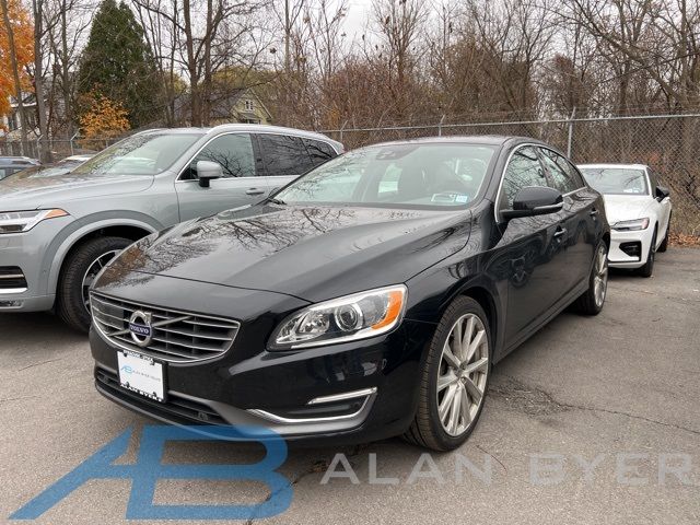 2018 Volvo S60 Inscription Platinum