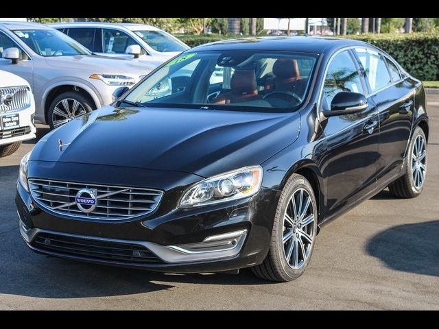 2018 Volvo S60 Inscription Platinum