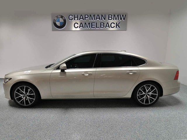 2018 Volvo S90 Momentum