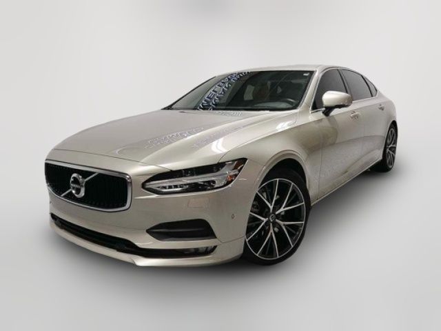 2018 Volvo S90 Momentum