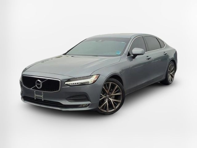 2018 Volvo S90 Momentum