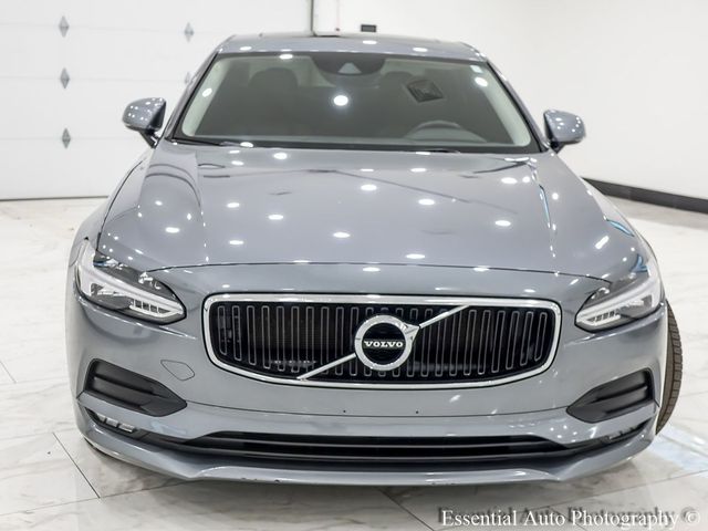 2018 Volvo S90 Momentum