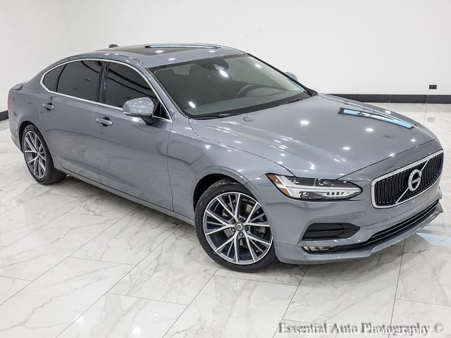 2018 Volvo S90 Momentum