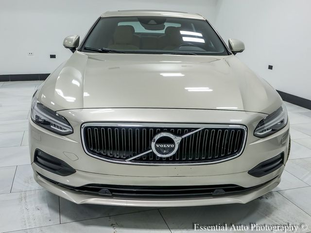 2018 Volvo S90 Momentum