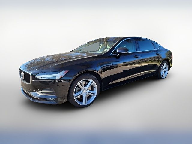 2018 Volvo S90 Momentum