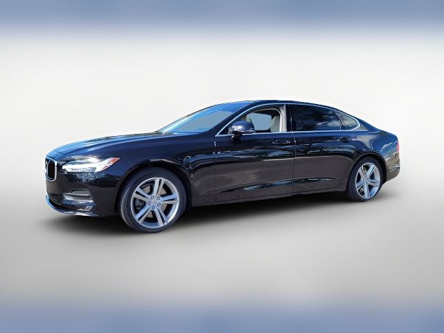 2018 Volvo S90 Momentum