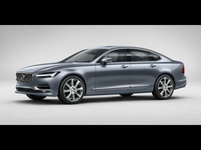 2018 Volvo S90 Momentum