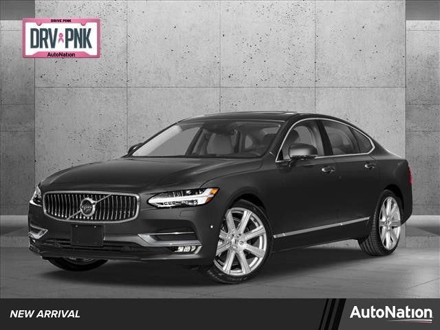 2018 Volvo S90 Momentum