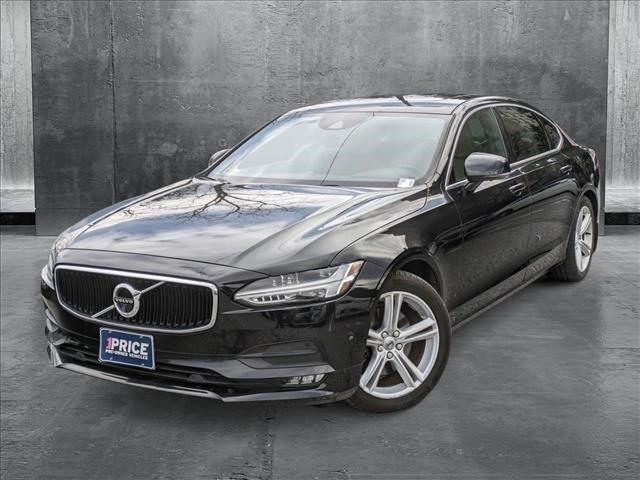 2018 Volvo S90 Momentum