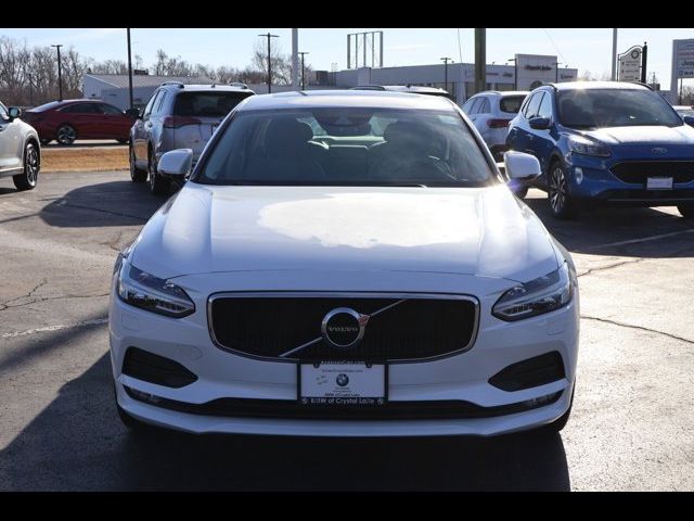 2018 Volvo S90 Momentum