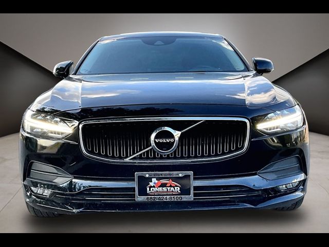 2018 Volvo S90 Momentum