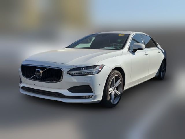 2018 Volvo S90 Momentum