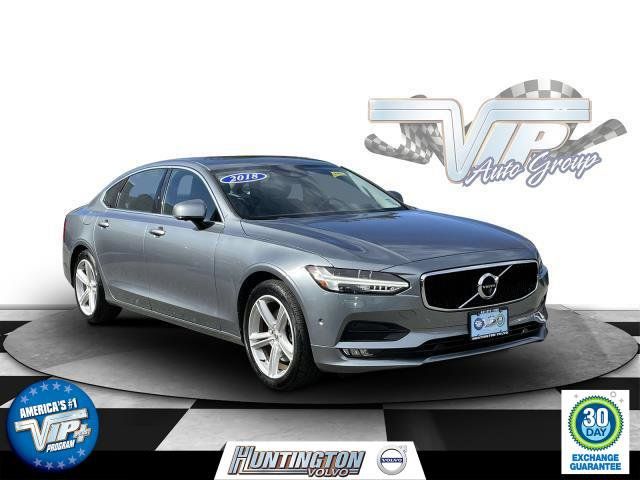 2018 Volvo S90 Momentum