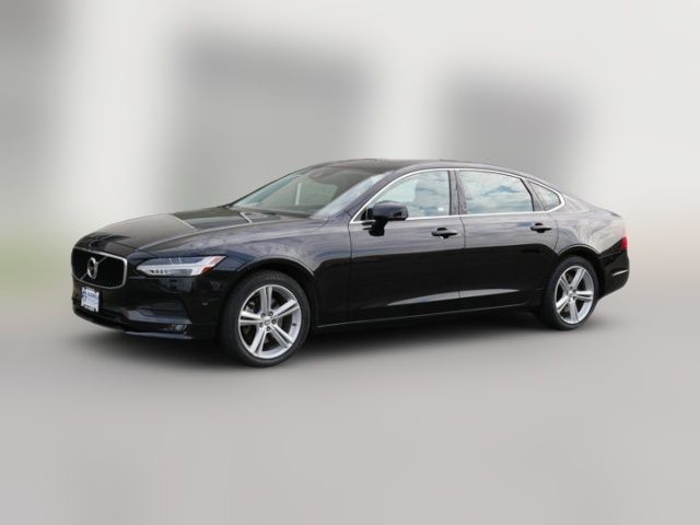 2018 Volvo S90 Momentum