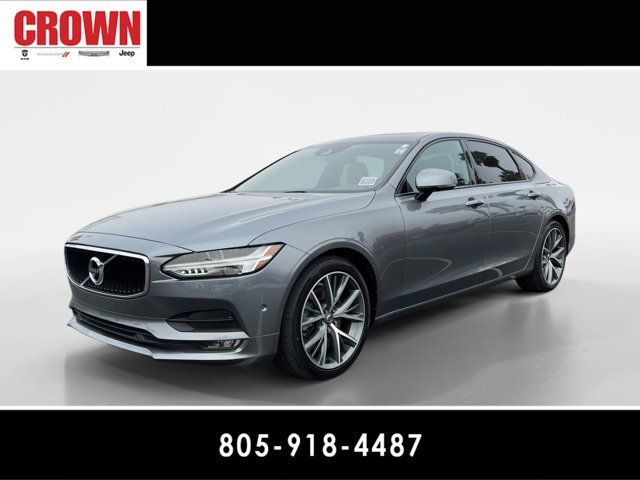 2018 Volvo S90 Momentum