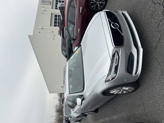 2018 Volvo S90 Momentum