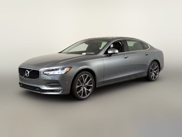 2018 Volvo S90 Momentum