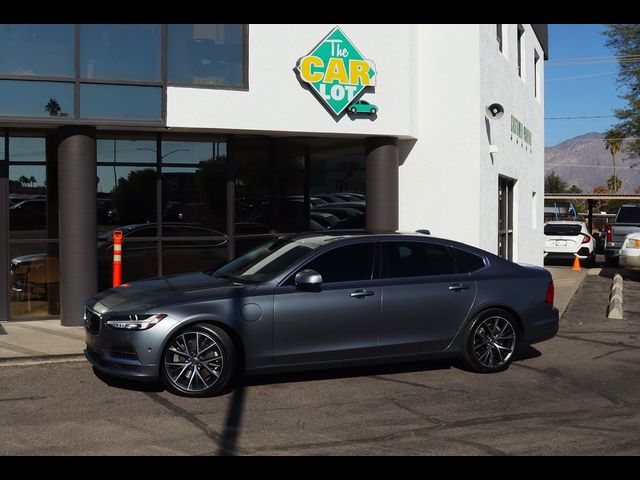 2018 Volvo S90 Momentum