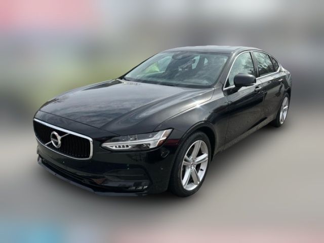 2018 Volvo S90 Momentum