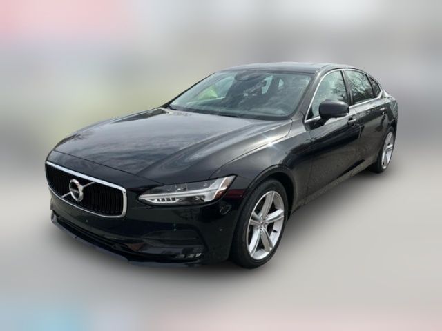 2018 Volvo S90 Momentum