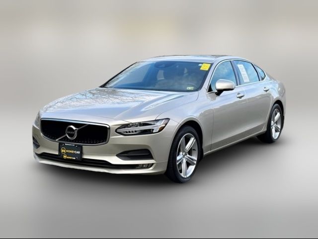 2018 Volvo S90 Momentum