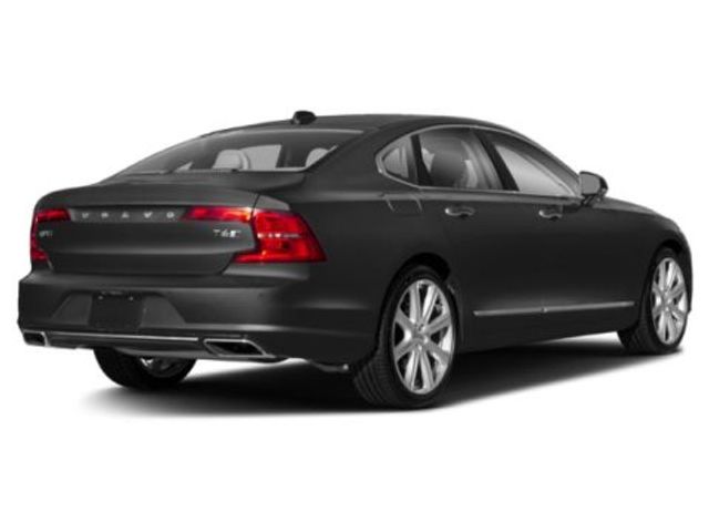 2018 Volvo S90 Momentum