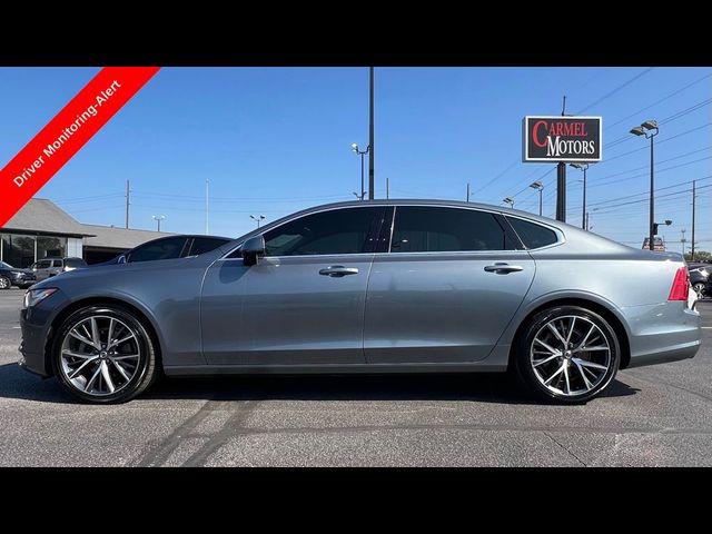 2018 Volvo S90 Momentum