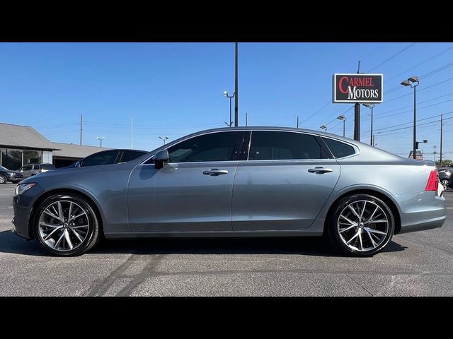 2018 Volvo S90 Momentum