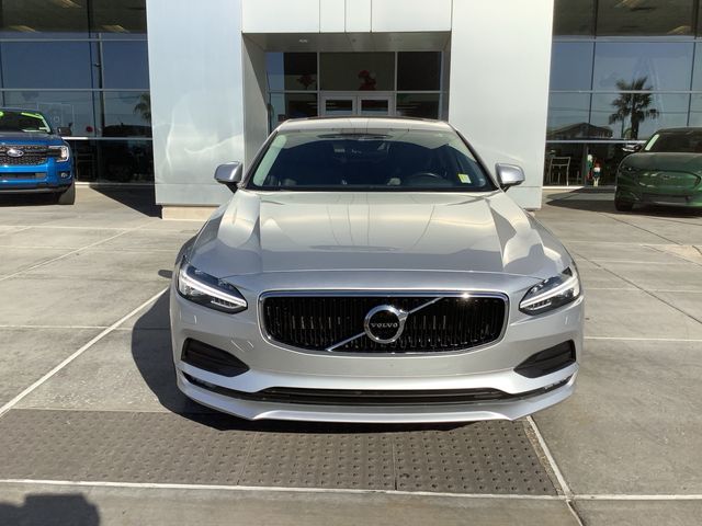 2018 Volvo S90 Momentum