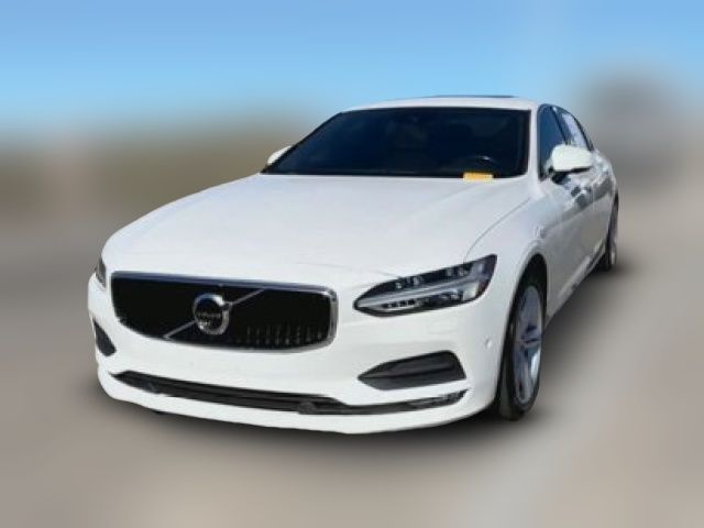 2018 Volvo S90 Momentum