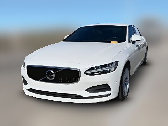 2018 Volvo S90 Momentum