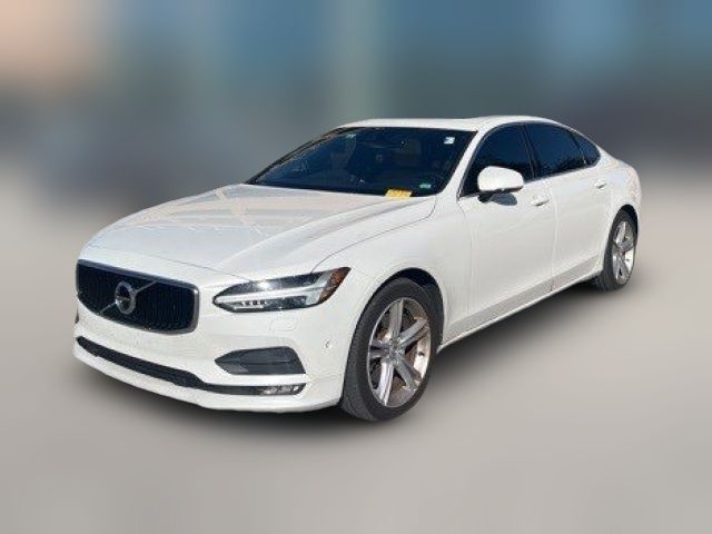 2018 Volvo S90 Momentum