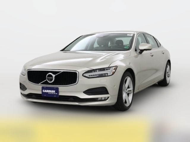 2018 Volvo S90 Momentum