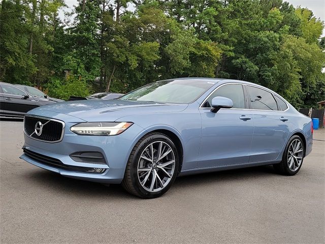 2018 Volvo S90 Momentum