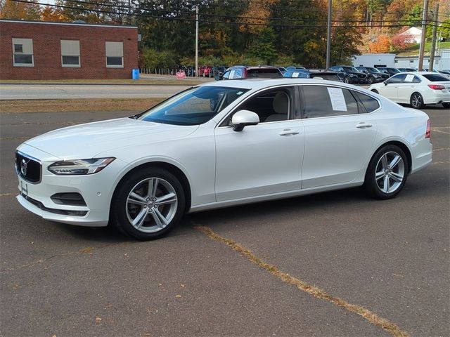 2018 Volvo S90 Momentum