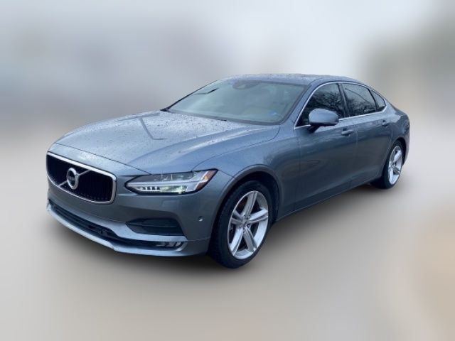 2018 Volvo S90 Momentum