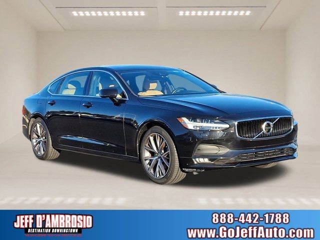 2018 Volvo S90 Momentum