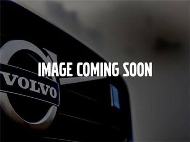 2018 Volvo S90 Momentum