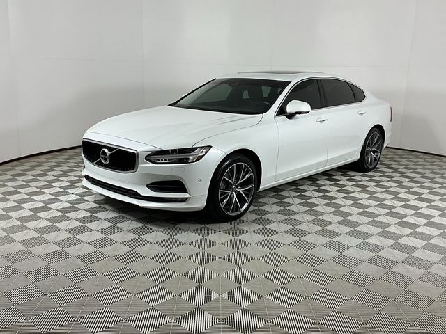 2018 Volvo S90 Momentum