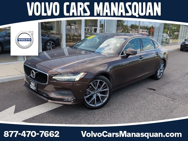 2018 Volvo S90 Momentum