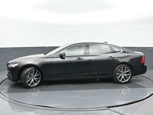 2018 Volvo S90 Momentum