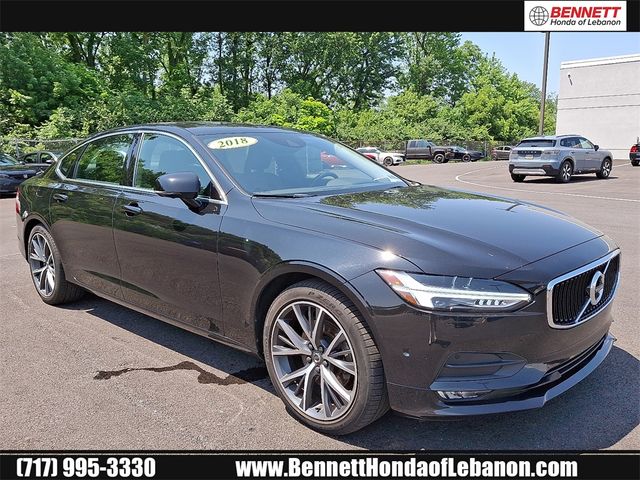 2018 Volvo S90 Momentum