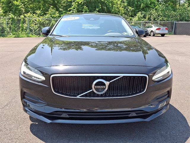 2018 Volvo S90 Momentum