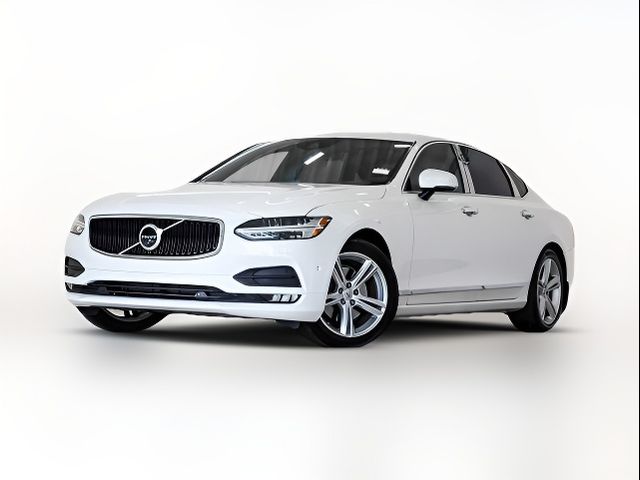 2018 Volvo S90 Momentum