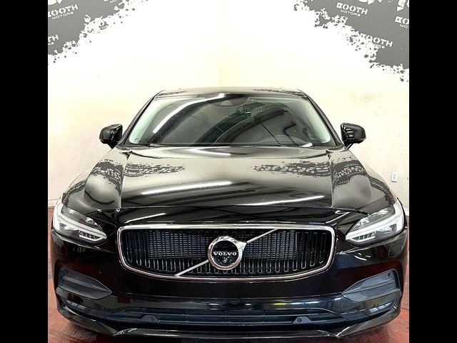 2018 Volvo S90 Momentum