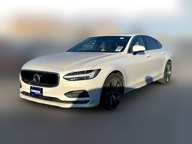 2018 Volvo S90 Momentum