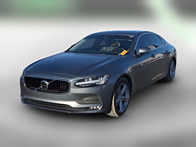 2018 Volvo S90 Momentum