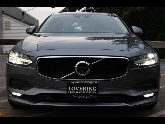 2018 Volvo S90 Momentum